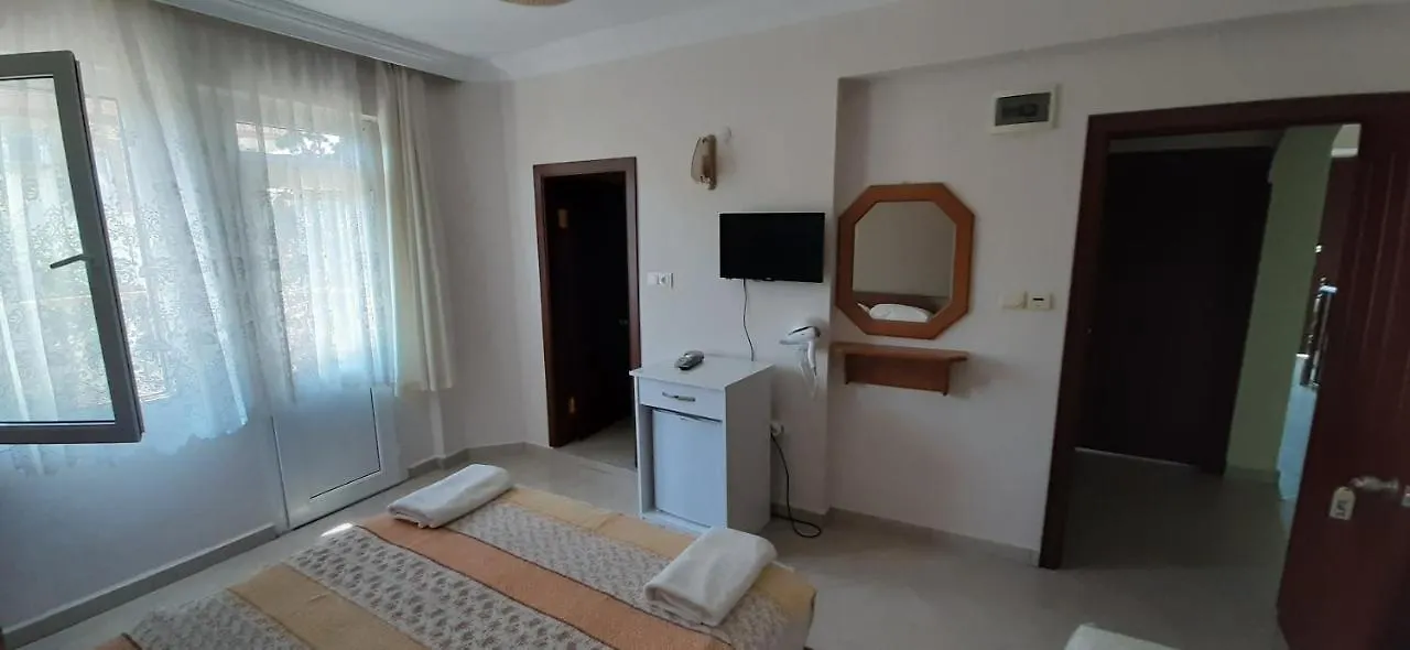 Everest Apart Hotel Oludeniz 2*,